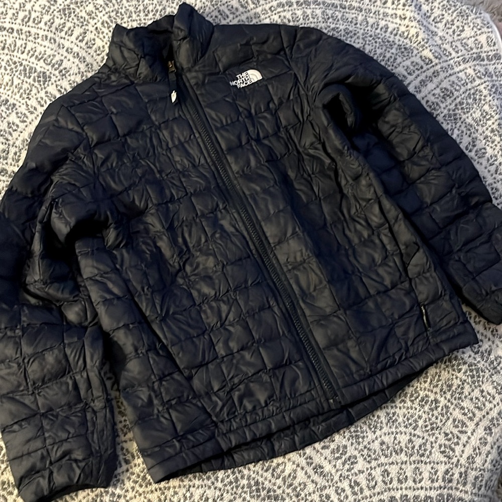 The North Face Boys’ Lightweight Quilted Jacket- size Medium 10/12